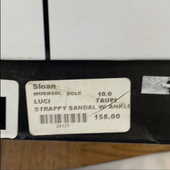 DOLCE VITA STRAPPY NUBUCK SANDALS.  NEW. - Picture 9 of 11